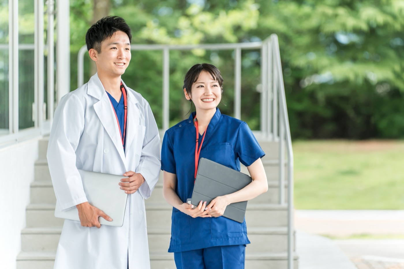 医師と看護師